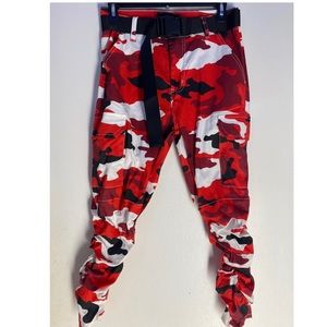 Almost famous, brand new, never worn, M, cargo joggers